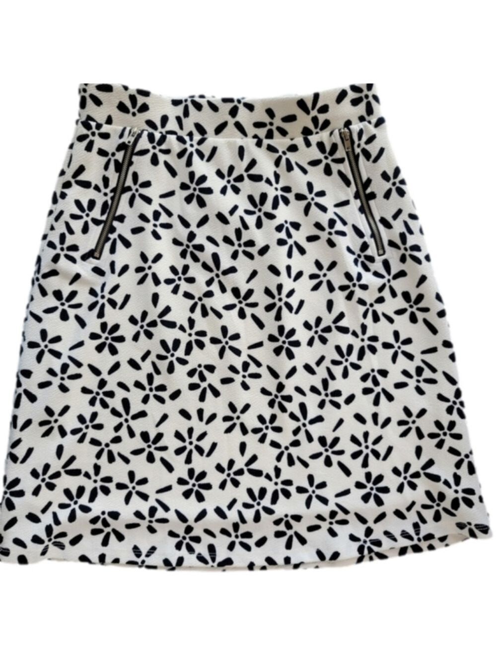 Le Lis Maura Zip Pocket Detail Skirt Size Small NWT